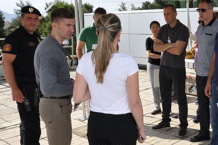 Crnogorska policija i Ambasada SAD u Podgorici izveli zajedničku taktičko – pokaznu vježbu