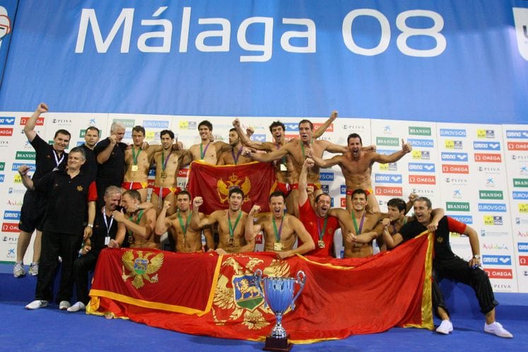 Predsjednik Vlade Duško Marković uručiće u srijedu plakete zlatnim crnogorskim vaterpolistima iz Malage 2008.