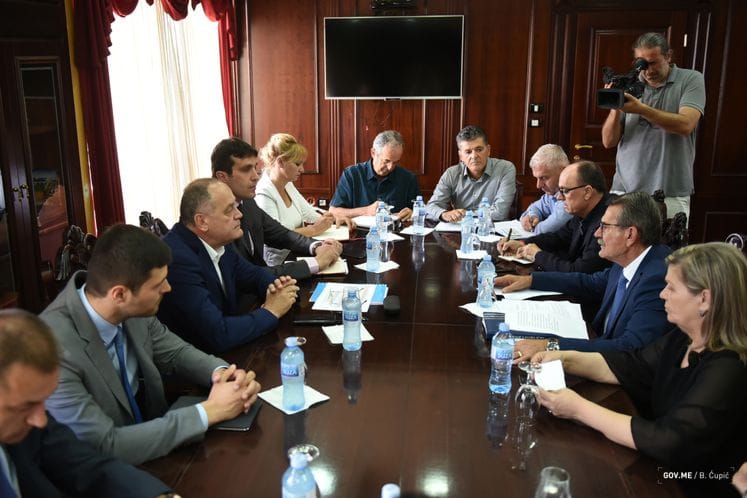 Simović u Ulcinju: Pokrenuti investicioni zamah u Ulcinju traži angažovan odnos lokalne samouprave