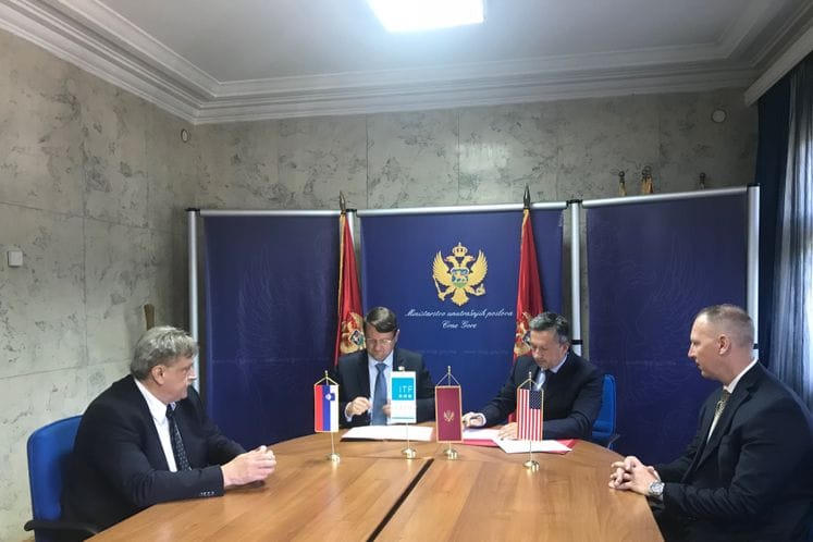 MUP i Ustanova za jačanje ljudske bezbjednosti potpisali Memorandum o saradnji u oblasti čišćenja teritorije od neeksplodiranih ubojnih sredstava