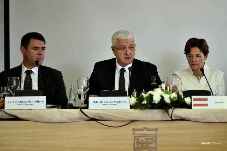 Premijer Duško Marković na sastanku sa ambasadorima EU i ZB: Ispunjenje ambicija CG u integracionom procesu predstavljao bi suštinski napredak i za EU