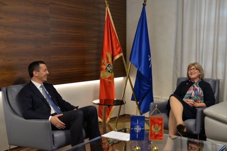 Ministar Bošković sa ambasadorkom Sjedinjenih Američkih Država u Crnoj Gori, Margaret Ujehara