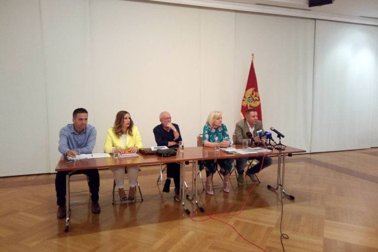 Održana pres konferencija Državne komisije za nadzor nad postupkom revizije muzejskog materijala i muzejske dokumentacije JU Narodni muzej