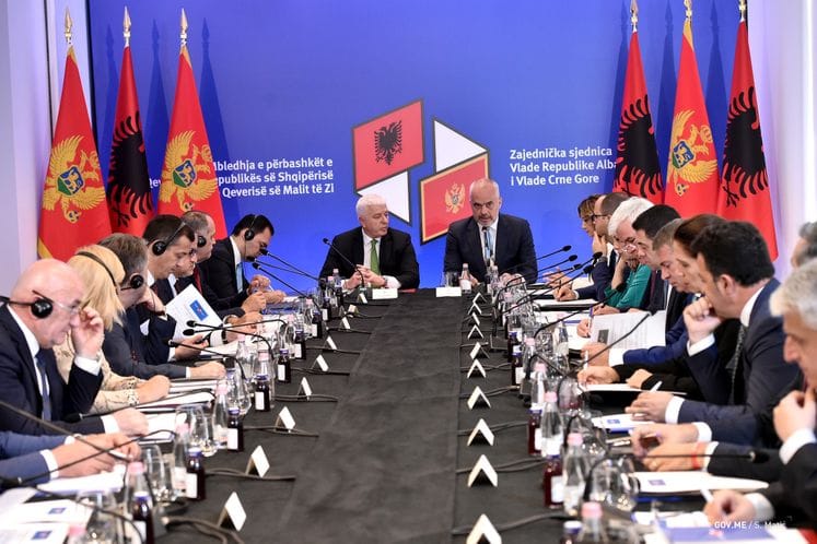 Premijer Marković na zajedničkoj sjednici Vlada Crne Gore i Albanije: Ovo je potvrda prijateljstva i veza naših država i naroda