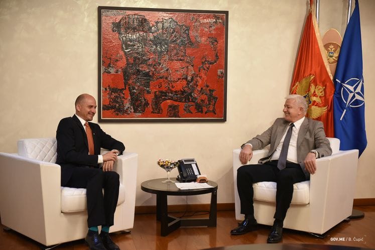 Premijer Marković primio u oproštajnu posjetu ambasadora Pošu: Bili ste više od ambasadora – prijatelj Crne Gore