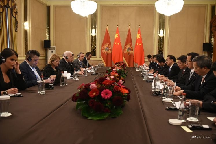 PMs Marković, Li meet at Sofia Summit: State relations are excellent, Chinese companies will apply for continuation of motorway construction