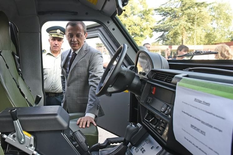 Šest lakooklopnih vozila, donacija Ministarstva odbrane SR Njemačke stigla u Crnu Goru