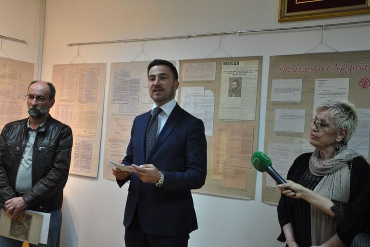 U Zagrebu otvorena izložba “Njegoš u socijalističkoj Crnoj Gori od 1945 – 1990.”