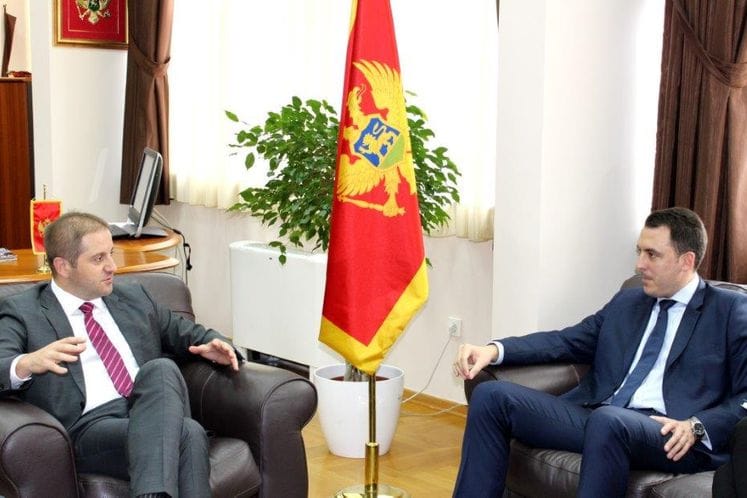 Šehović i Vuković: Traže se lokacije za nove vrtiće, ozelenjavaće se i škole