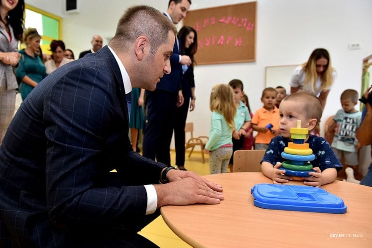 Otvoren novi vrtić „Dragan Radulović“: Kroz socijalizaciju u obrazovnim ustanovama postajemo veliki ljudi i ostavljamo trag na drugima