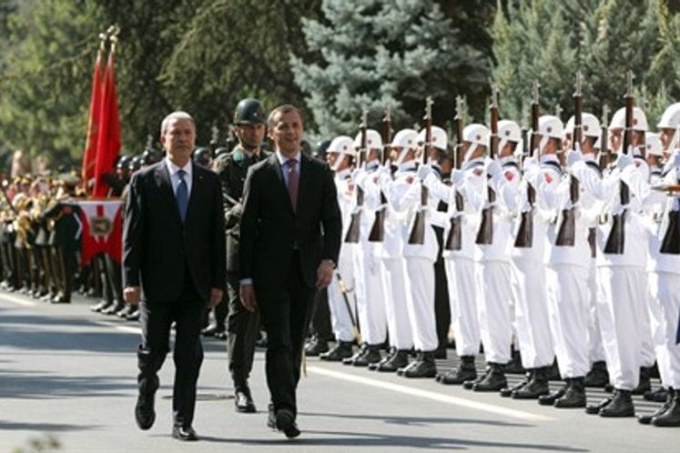 Ministers Bošković, Akar: Emphasis is on cooperation in defence industry