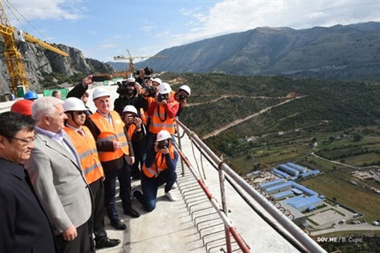 PM Marković visits Moračica Bridge: Only opening of motorway will be more important than this moment