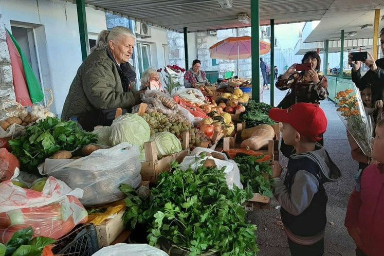U Nikšiću bilježen Svjetski dan seoskih žena i Dan pješačenja
