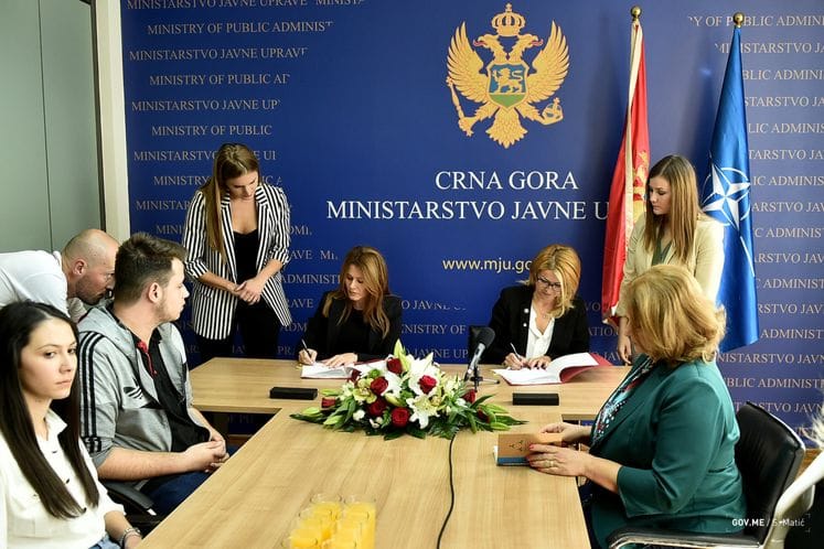 Potpisan Sporazum o saradnji između Ministarstva javne uprave i Srednje ekonomske škola ,,Mirko Vešović ”