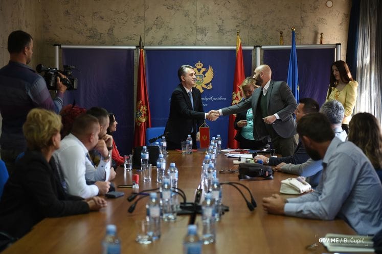 Nuhodžić: Intenzivnijom saradnjom sa civilnim sektorom do iskorjenjivanja trgovine ljudima i afirmisanja društva u kojem se eksploatacija i nasilje ne tolerišu