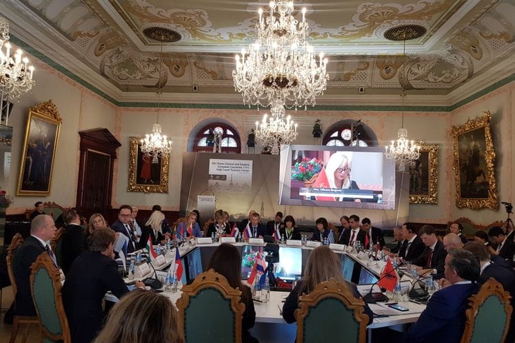 Saopštenje: 5. ministarski turistički forum NR Kine i država Centralne i Istočne Evrope održan u Rigi