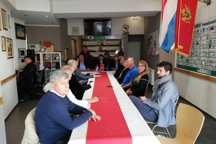 MITROVIĆ SE SUSREO SA PREDSTAVNICIMA UDRUŽENJA IZ LUKSEMBURGA