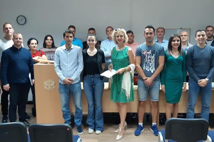 U Kući meda počela sa radom Škola pčelarstva