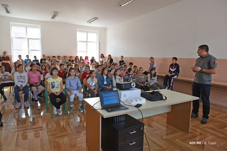 Osnovci učili o prevenciji, smanjenju rizika i zaštiti od katastrofe