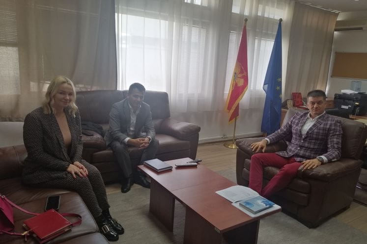 SELIM LIKA I JELENA GRBOVIĆ POSJETILI UPRAVU ZA DIJASPORU U OKVIRU PRIPREMA ZA STUPANJE NA DUŽNOST U GENERALNOM KONZULATU CRNE GORE U R. TURSKOJ