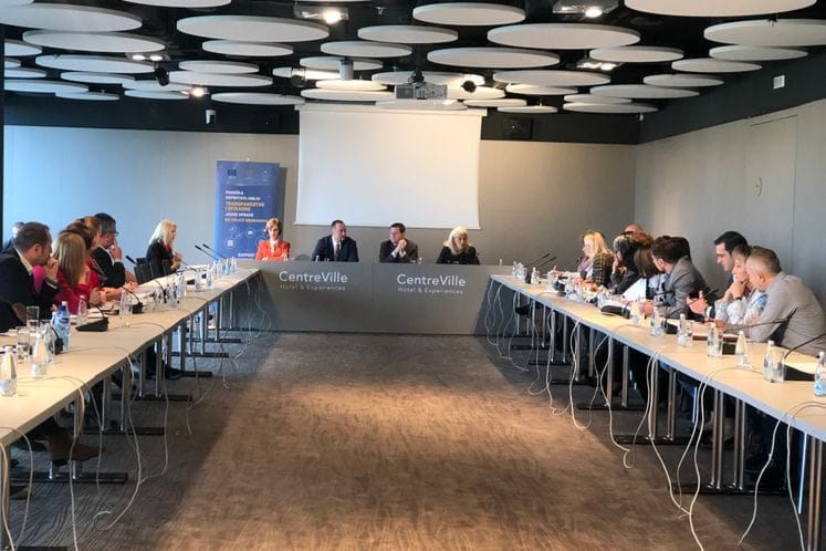 Sa predstavnicima opština o sporazumnom prekidu radnog odnosa