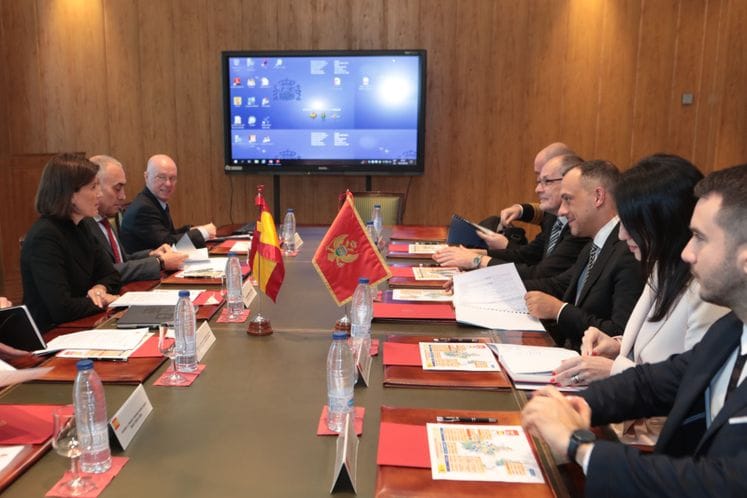 Madrid: Ivanović i Kastro o modalitetima saradnje ministarstava odbrane Crne Gore i Kraljevine Španije