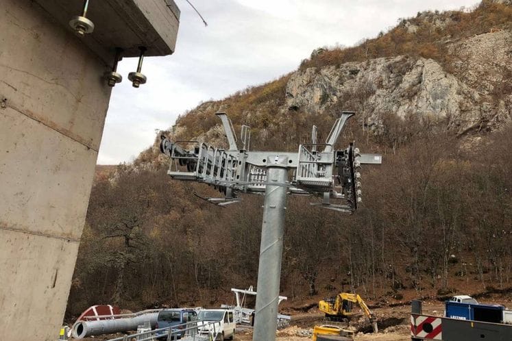 Postavljeni prvi elementi žičare prema Đalovića pećini