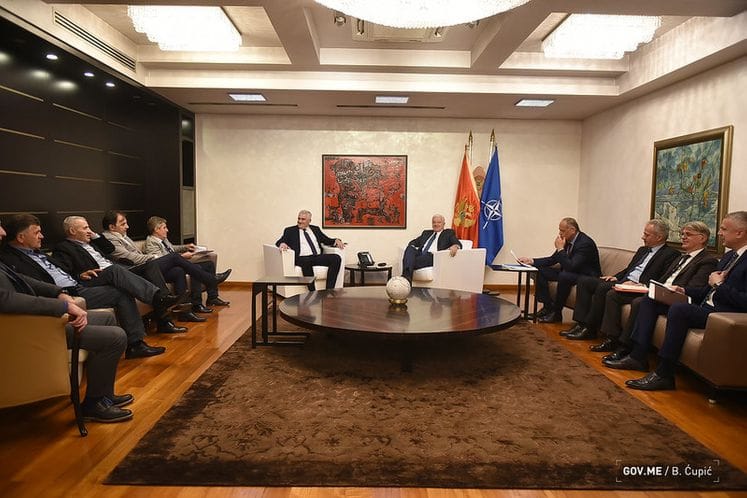 Premijer Marković sa sindikatima: Socijalni partneri imaju kvalitetan dijalog u korist zaposlenih