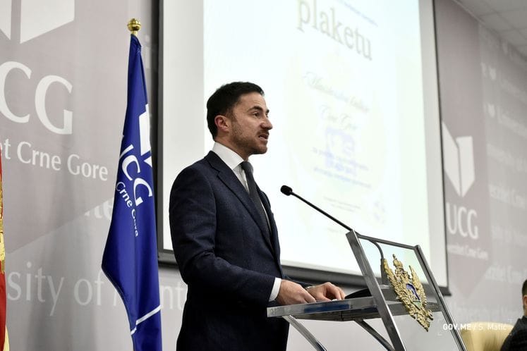 Uručena nagrada “Dialogos”: Kredibilna istraživanja medija od značaja za čitav region