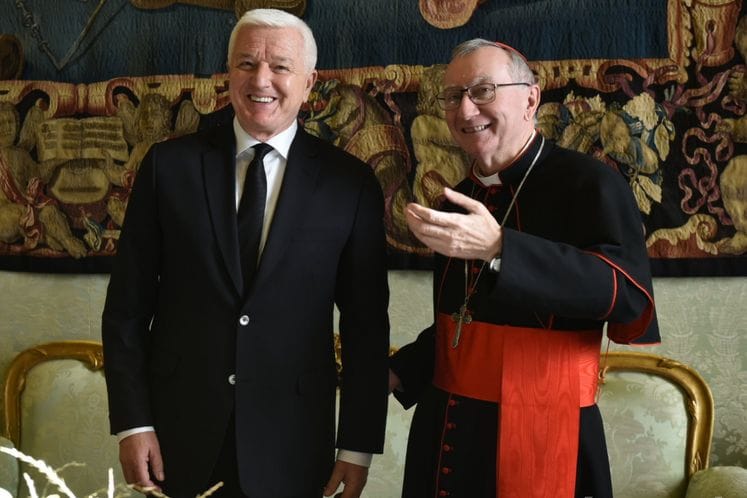 PM Marković talks to Pietro Parolin: Holy See supports passing Law that will regulate religious freedom and relations between State and religious communities