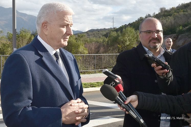 Premijer Marković: Predloženi zakon o slobodi vjeroispovijesti nije revolucionarni zakon koji oduzima imovinu nego obaveza Vlade koju ćemo odlučno dovesti do kraja