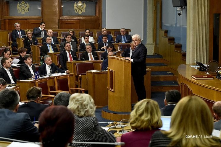 I will personally deal with issue of value of state property, PM Marković says in Parliament