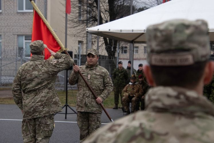 Adaži: Primopredaja dužnosti između drugog i trećeg kontingenta Vojske Crne Gore u eFP