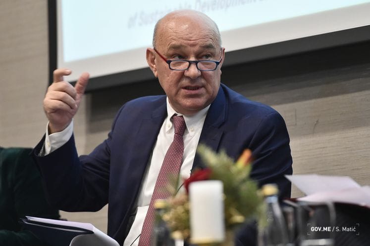 Intervju ministra finansija Darka Radunovića za Portal Analitika: Rastu prihodi od PDV-a, doprinosa i akciza, auto-put ne može ugroziti fiskalnu održivost