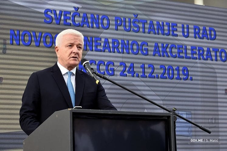 PM Marković put into operation new device for external radiation at KCCG: Extremely high economic growth in this Government term provide us generous investments in healthcare