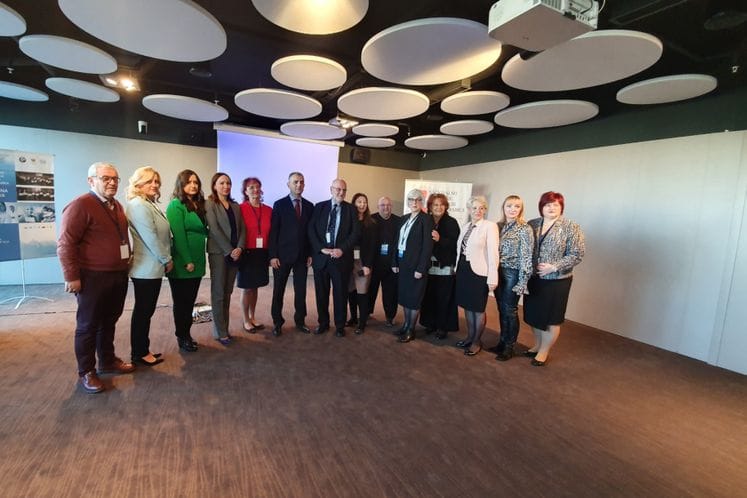 Poboljšanje životnog standarda zdravstvenih radnika prioritet