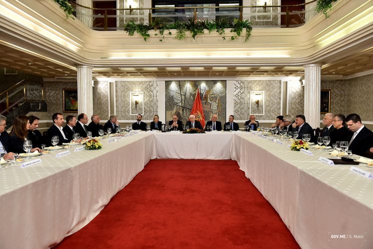 PM Marković with business people: We create opportunities for new jobs