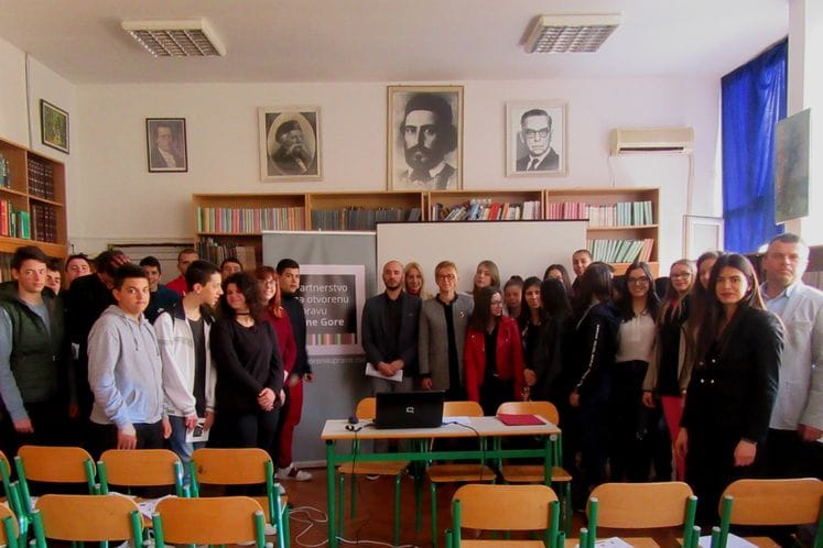 Bar: Mladi da se uključe u kreiranje javnih politika