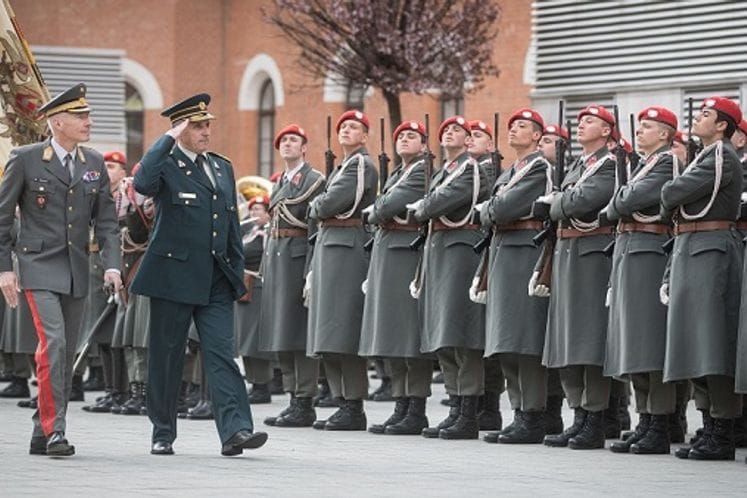 General Dakić sa generalom Brigerom: Unaprijediti vojnu saradnju Crne Gore i Austrije u oblasti obrazovanja i planinskog ratovanja