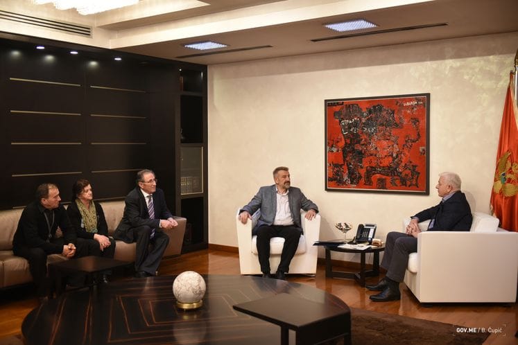 PM Marković hosts families of citizens abducted in Štrpci: Government will tackle all outstanding issues including concrete assistance to victims' families