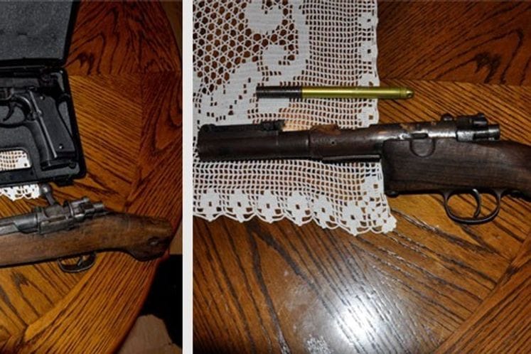 Podgorička policija pretresima pronašla kokain, oružje i municiju – jedno lice lišeno slobode a protiv drugog slijedi krivična prijava; u Nikšiću oduzet pištolj