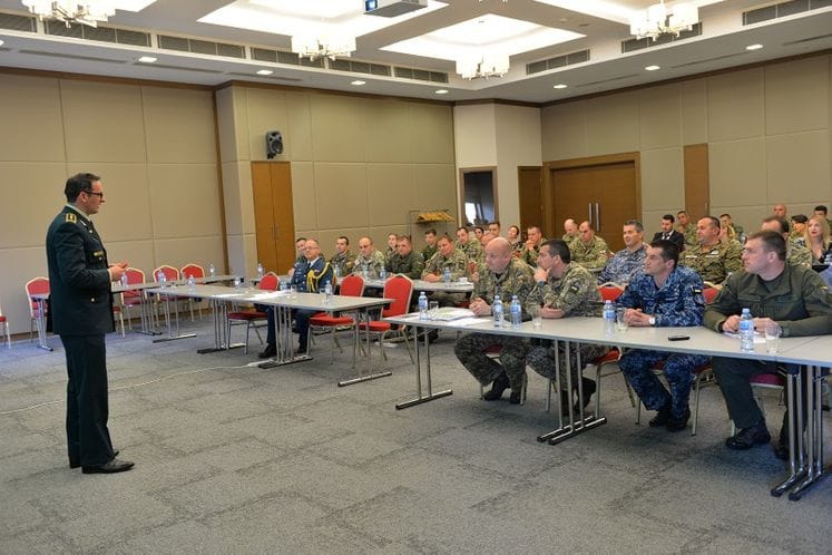 Osam pripadnika Vojske Crne Gore uspješno završilo kurs za planiranje vježbi u skladu sa NATO standardima