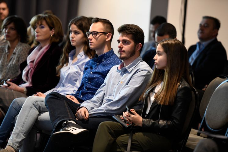 Djeca i mladi vjeruju u novu Strategiju o ostvarenju njihovih prava