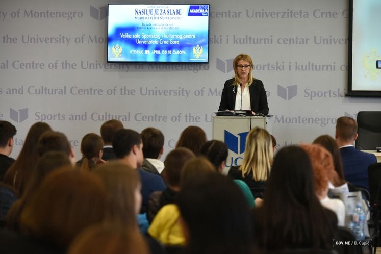 Održana konferencija „Nasilje je za slabe-mladi o zaštiti od internet nasilja“