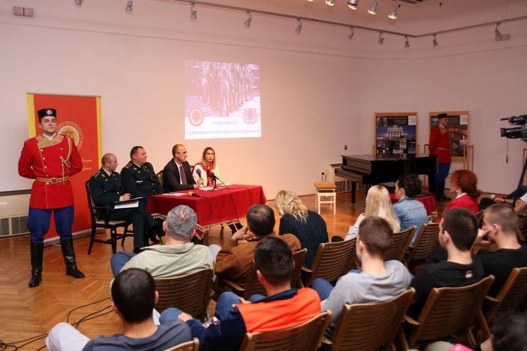 Volkov: U narednih 10 i 20 dana oglasi za 80 vojnika po ugovoru i 100 za dobrovoljno služenje vojnog roka