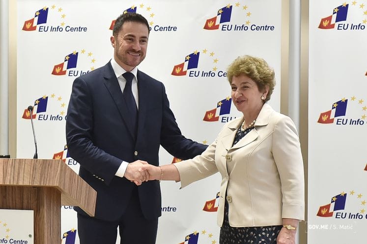 Povodom Dana slovenske azbuke, bugarskog obrazovanja i kulture, otvorena izložba "Azbuka i istorija"