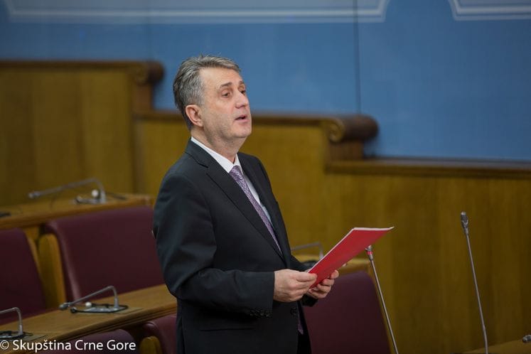 Ministar Nuhodžić u Skupštini Crne Gore: Bezbjedna granica, nova oprema za bržu i efikasniju kontrolu putnika