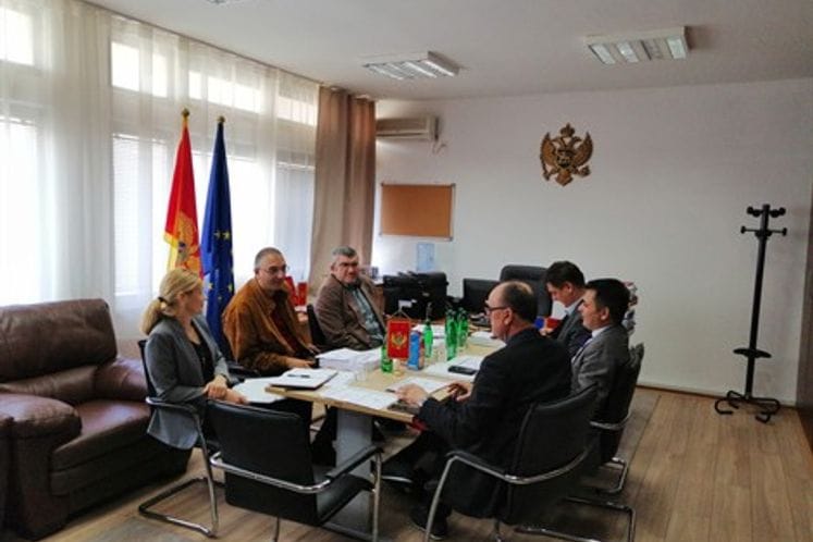 ODRŽAN DRUGI SASTANAK KOMISIJE ZA RASPODJELU SREDSTAVA PO JAVNOM KONKURSU ZA SUFINANSIRANJE PROGRAMA ODNOSNO PROJEKATA U OBLASTIMA SARADNJE SA DIJASPOROM-ISELJENICIMA