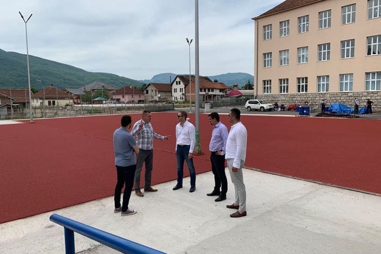 USKORO ZAVRŠETAK SPORTSKIH TERENA U PLAVU I GUSINJU I ŠKOLE U VOJNOM SELU