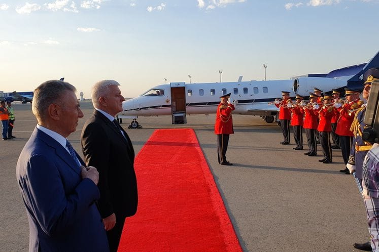 PM Marković arrives in Baku for official visit to Azerbaijan